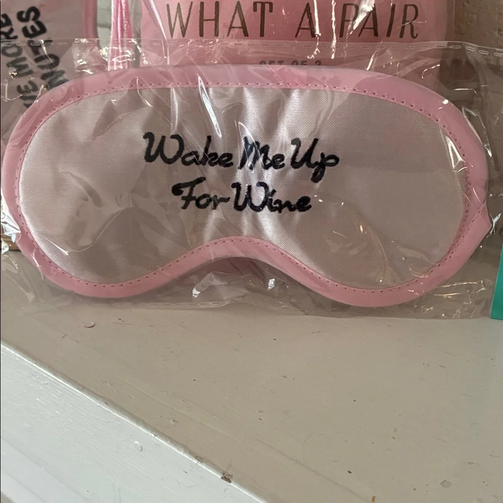 Pink Silicone Wine Glass and Eye Mask Set